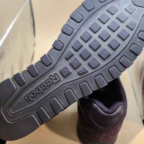 Reebok Women's Sneakers in Dark Eggplant Purple - Picture 5 of 9